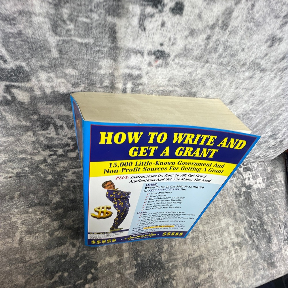 How To Write And Get A Grant Matthew Lesko OS 2001 Reference Book - Picture 4 of 6